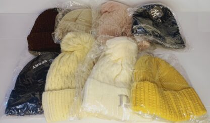 Beanie knitted wool (qty 2)